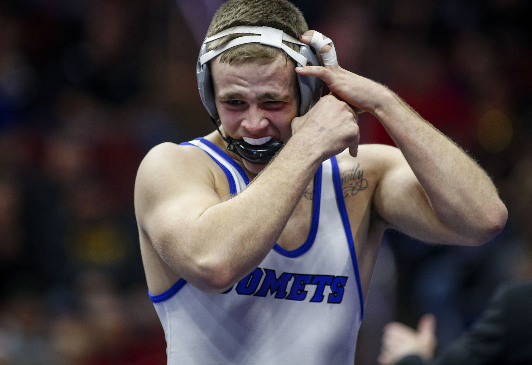 021817-WRESTLING-FINALS-032.jpg